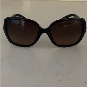 Fendi Sunglasses, great condition no scratches